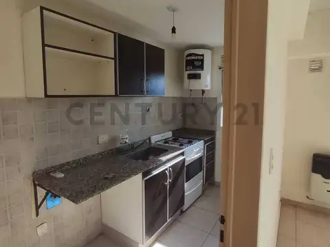 Departamento en Alquiler en Morón, $ 400.000