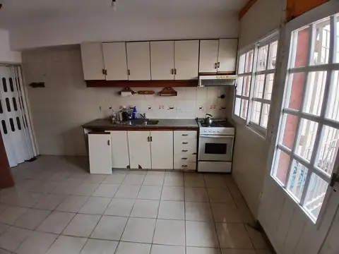 Depto Tipo Casa en Alquiler 26 años