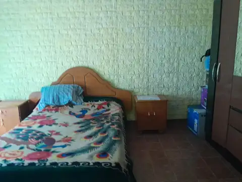 Casa en Alquiler con 1 cochera