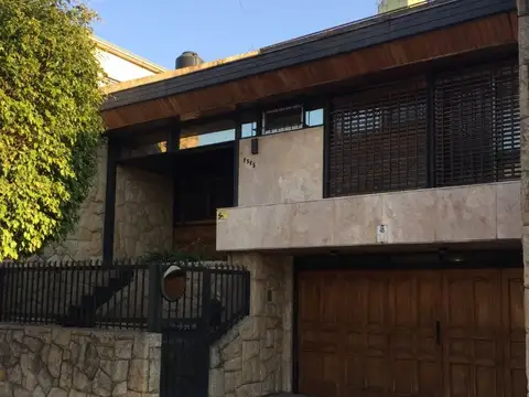 Casa En Flores Piscina Gimnasio Calefaccion Central