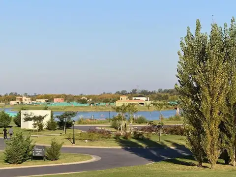 Terreno en Venta 35  mts Fondo