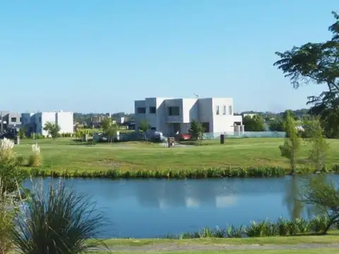 Terreno en Venta de 701,0 m2