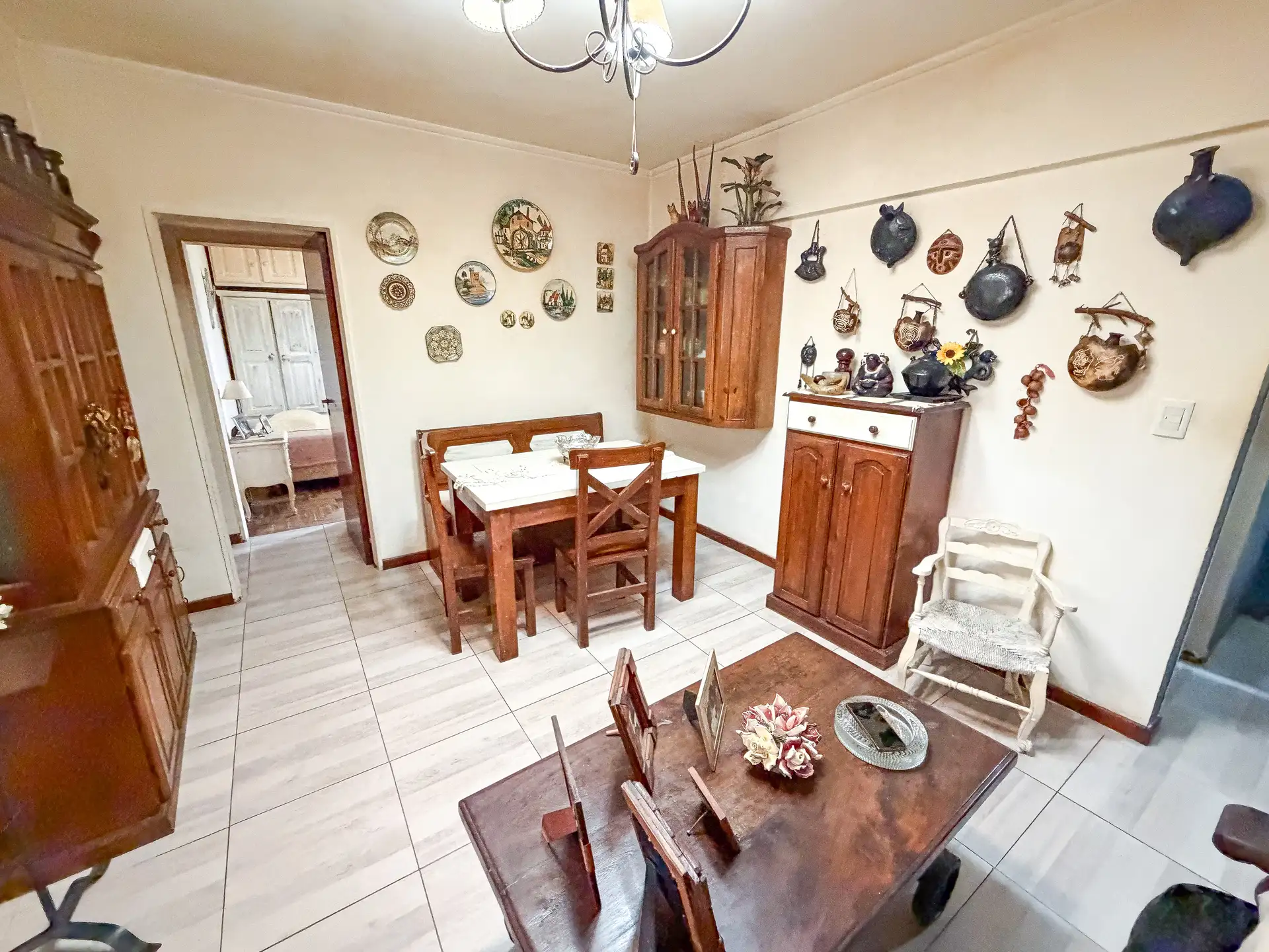3 AMBIENTES CON PATIO. RIVADAVIA Y SAN LUIS.