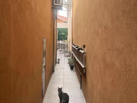 Gral. Jose De San Martin 1000, Piso PB