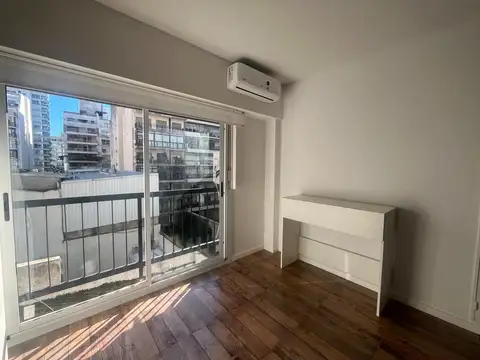 Avenida General Indalecio Chenaut 1700