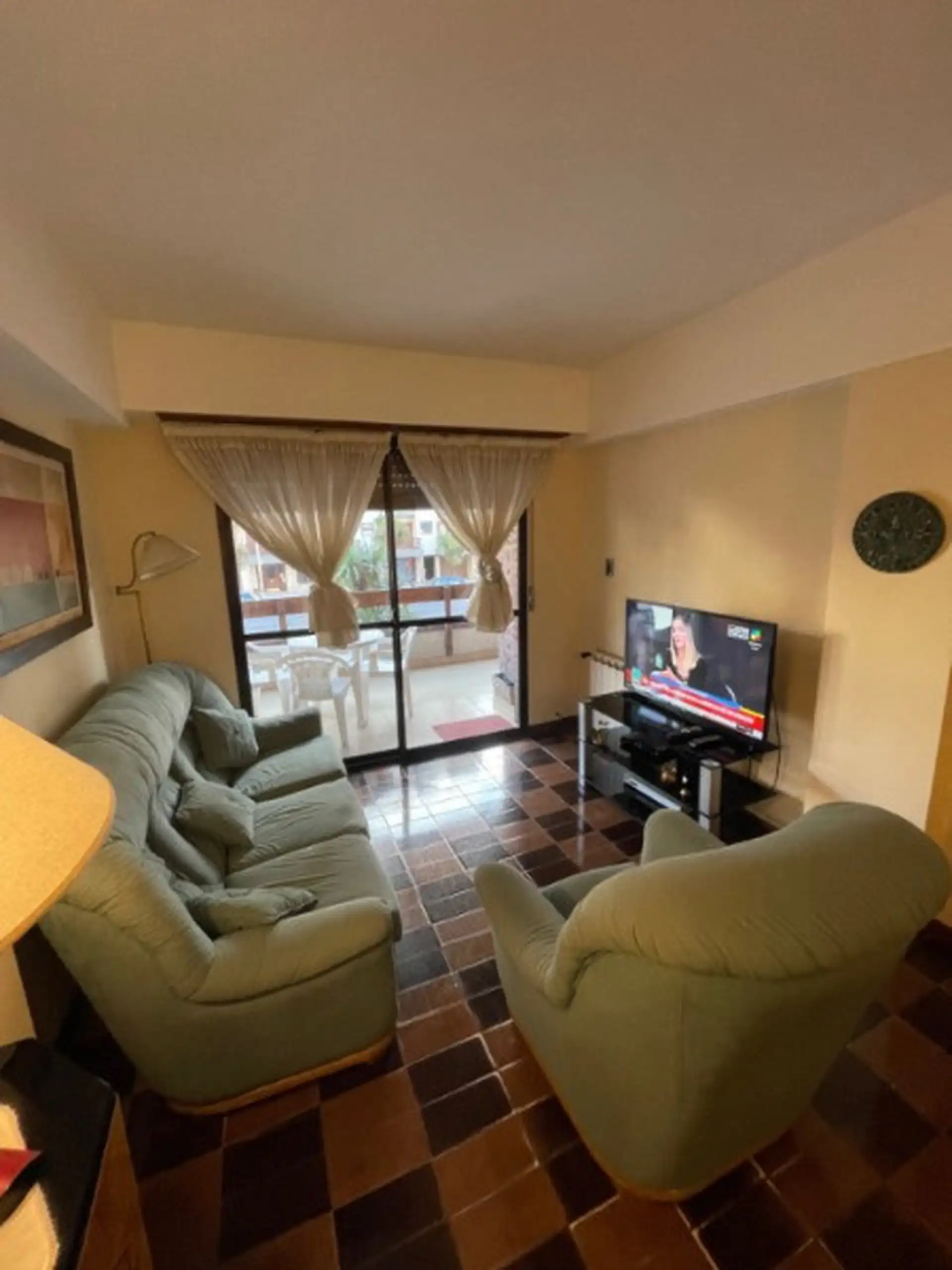 VENTA 3 AMBIENTES- COCHERA- LA PERLA- AV. INDEPENDENCIA 750