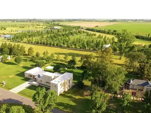 Terreno en Venta 20  mts Frente