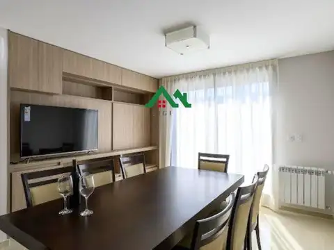 Departamento en venta de 2 dormitorios semipiso con balcon en el centro de Villa Maria