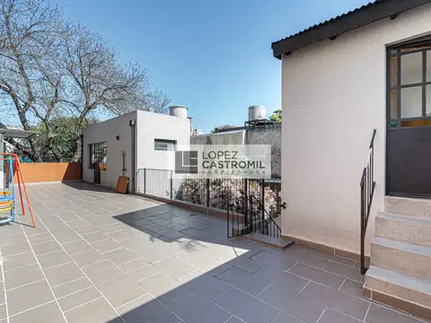 Depto Tipo Casa en Venta de 4 ambientes