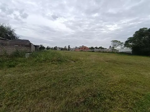 Terreno en Venta en Villa Esquiu, USD 380.000