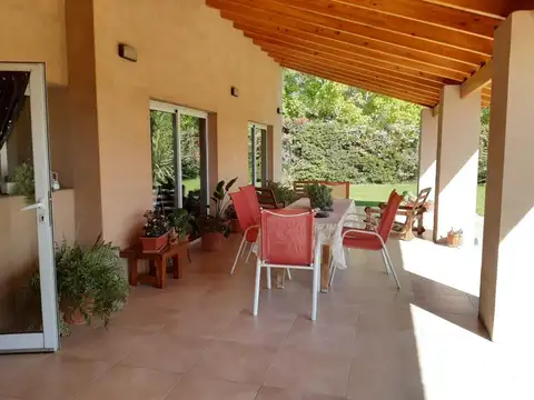 CASA EN VENTA, VISTALBA, LUJAN DE CUYO