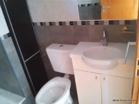 Artigas 1800, Piso 1°