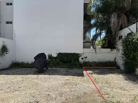 VENTA cochera descubierta - San Isidro 