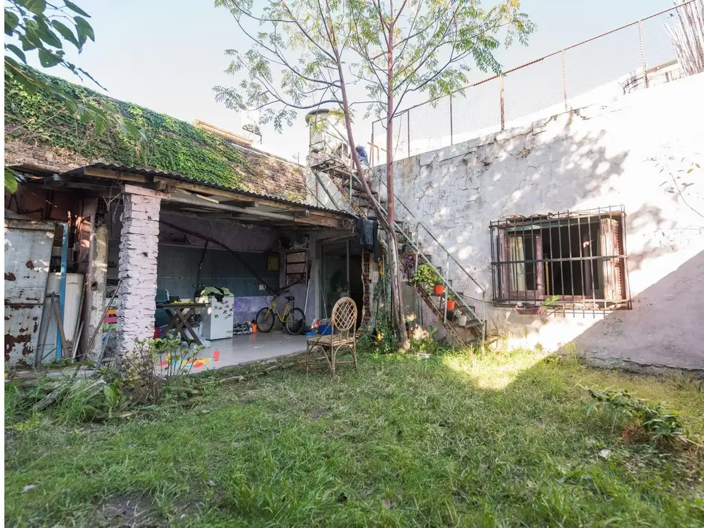 Iberá 5953 , Piso pb