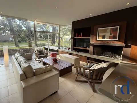 Casa en Venta en Alamos 2, USD 295.000