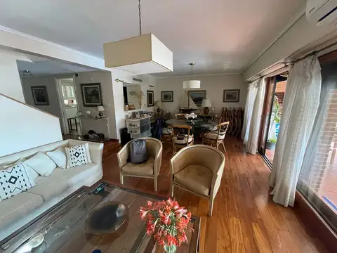 Departamento en Venta con 2 cocheras