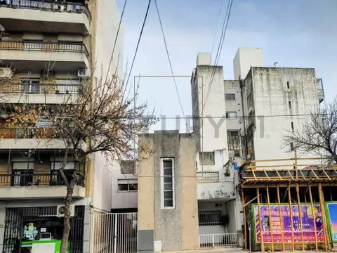TERRENO EN VENTA. CON EXCELENTE POTENCIAL DE DESARROLLO EN PICHINCHA.