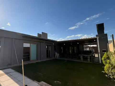 Casa Venta La Bastilla una planta 2 habitaciones