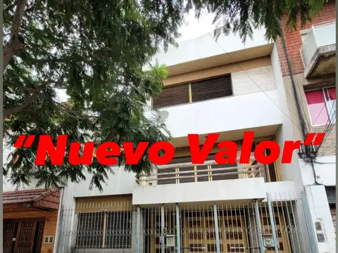 "NUEVO VALOR" VENTA EN BLOCK EXCELENTE CASA MULTIFAMILIAR SIN SUBDIVIDIR SOBRE LOTE 8,80x27,80