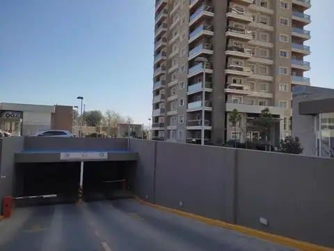 VENTA TERRAFORTE COCHERA TECHADA SUB SUELO