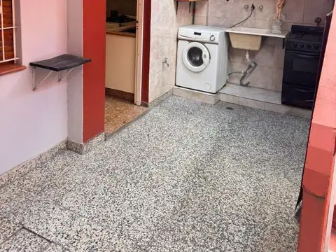 Depto Tipo Casa en Alquiler 40 años
