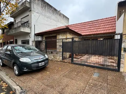 Venta 3 amb Casa  San Martin. Apto Credito