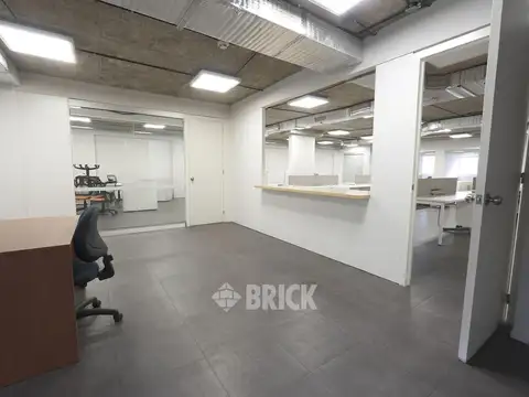 (AMOB Y EQUIP) ESPECTACULAR OFICINA PISO EN MONTEVIDEO Y CORRIENTES - 328 M2