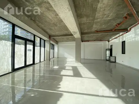 Local Comercial en alquiler Apto Gastronómico con 17 metros de frente - Beccar