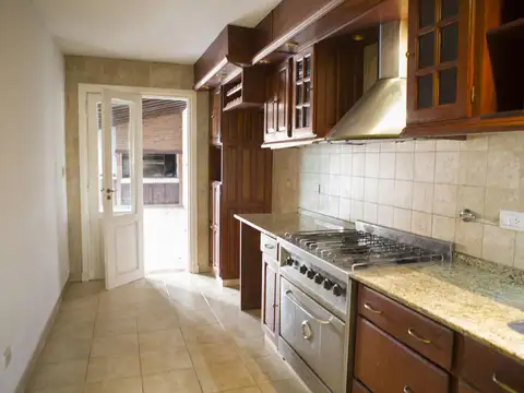 Casa en Alquiler 60 años