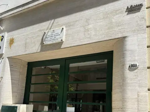 Montevideo  al 900