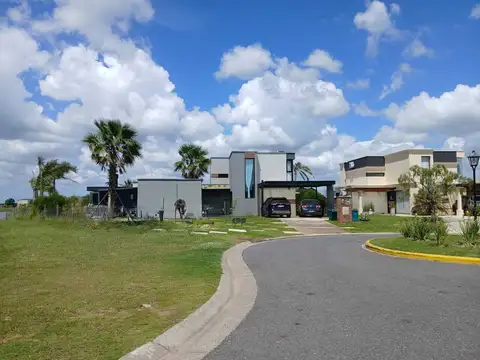 Barrio Privado San Sebastián, Zelaya, Provincia de Buenos Aires, Argentina , Piso PB