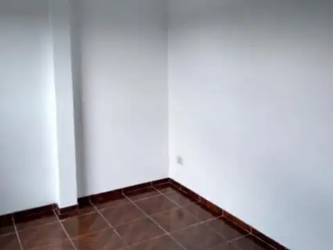 DEPTO 2 AMBIENTES SENZABELLO  FCIO.VARELA