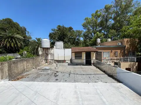 Depto Tipo Casa 4 ambientes con 2 baños