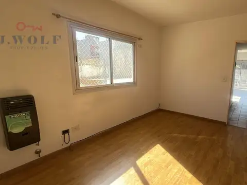 Departamento en Alquiler en Villa Ballester, $ 650.000