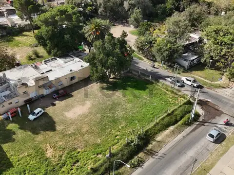 Jose Benatti 300, Piso 0