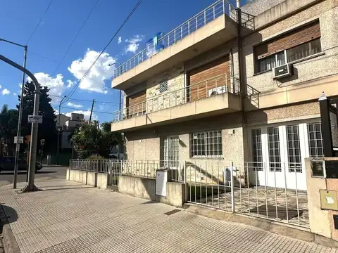 CASA VENTA 5 AMBIENTES VILLA LUGANO