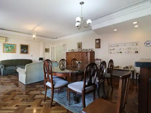 Departamento en Venta de 5 ambientes