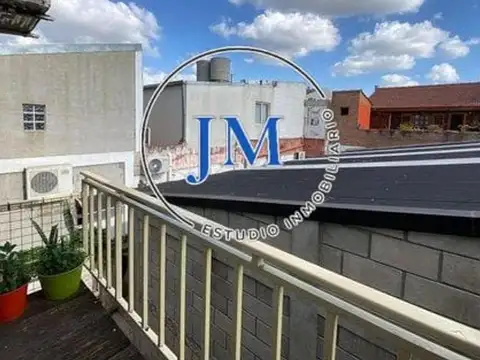 Depto Tipo Casa 4 ambientes con 1 baño