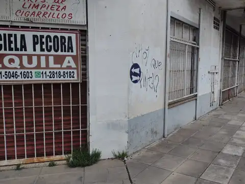 Local en Alquiler en San Justo, $ 900.000