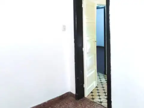 Depto Tipo Casa en Venta en Jose Marmol, USD 55.000