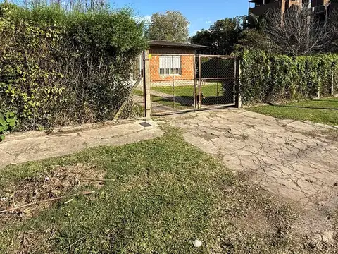 Casa 2 ambientes con 1 baño