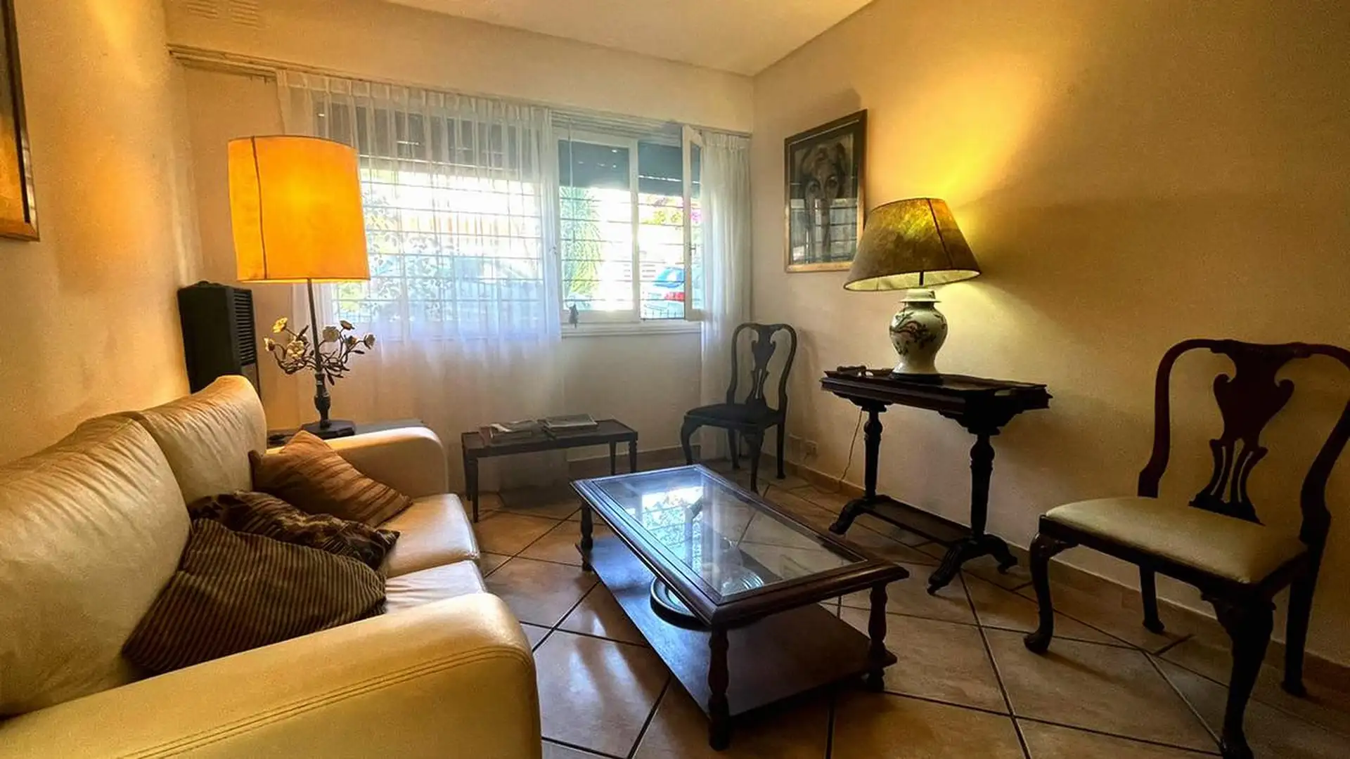 Departamento 3 Ambientes con dependencia y patio, zona Playa Grande