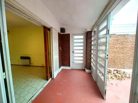 Magallanes 520 , Piso 0