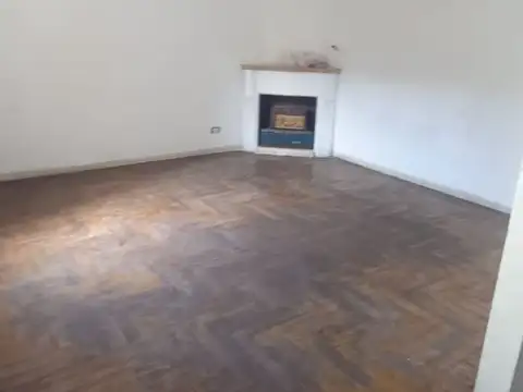 Av A Alvarez Jonte 2200, Piso 2