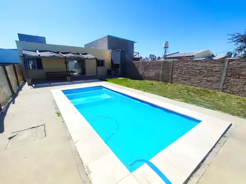 CASA VENTA 2 DORMITORIOS CON PILETA FINANCIACION 