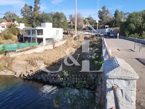Villa del Lago, Villa Carlos Paz