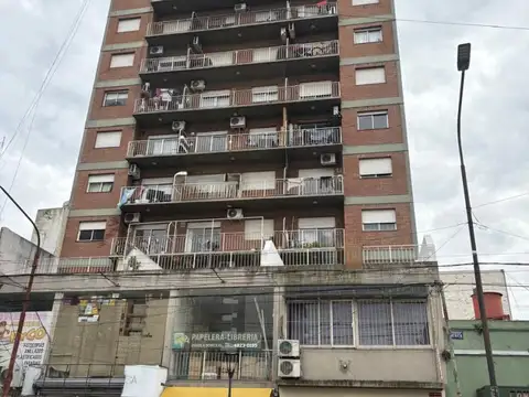 Departamento - Venta - Argentina, Tres de Febrero - Av América 621