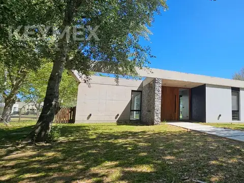 VENTA CASA A ESTRENAR EN HARAS DEL SOL | UNA PLANTA | LOTE 1500M² | APTO CRÉDITO