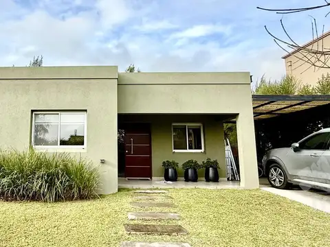 Casa 6 ambientes con 3 baños
