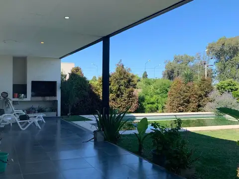 Casa en Venta al Noroeste